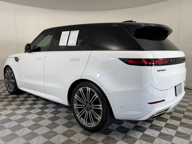 Used 2024 Land Rover Range Rover Sport Dynamic SE AWD/4WD image 6