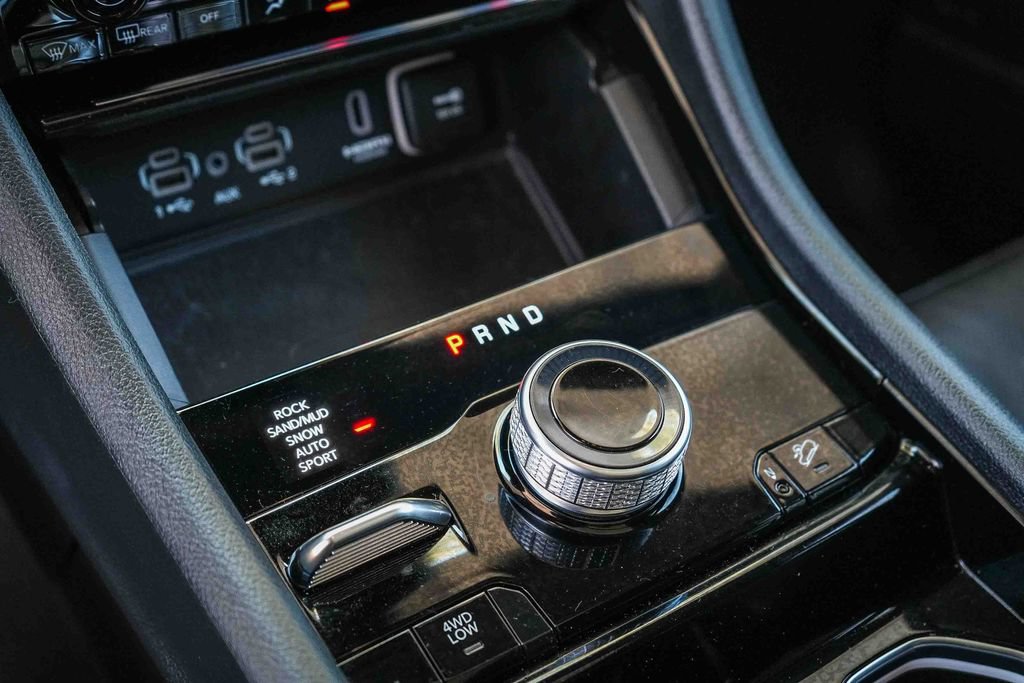 Used 2023 Jeep Grand Cherokee 4WD 4xe w/ Luxury Tech Group II image 19