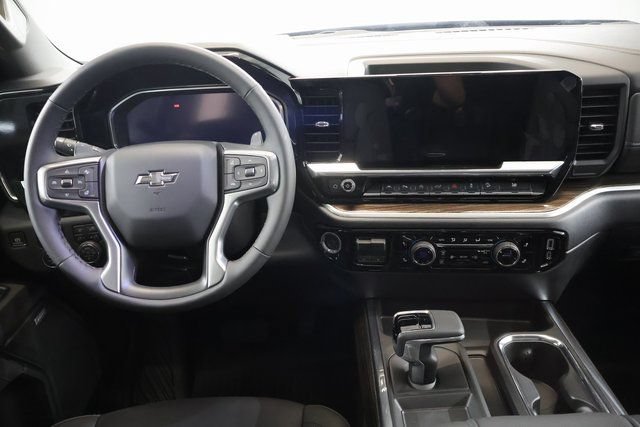New 2026 Chevrolet Silverado 1500 RST AWD/4WD image 17