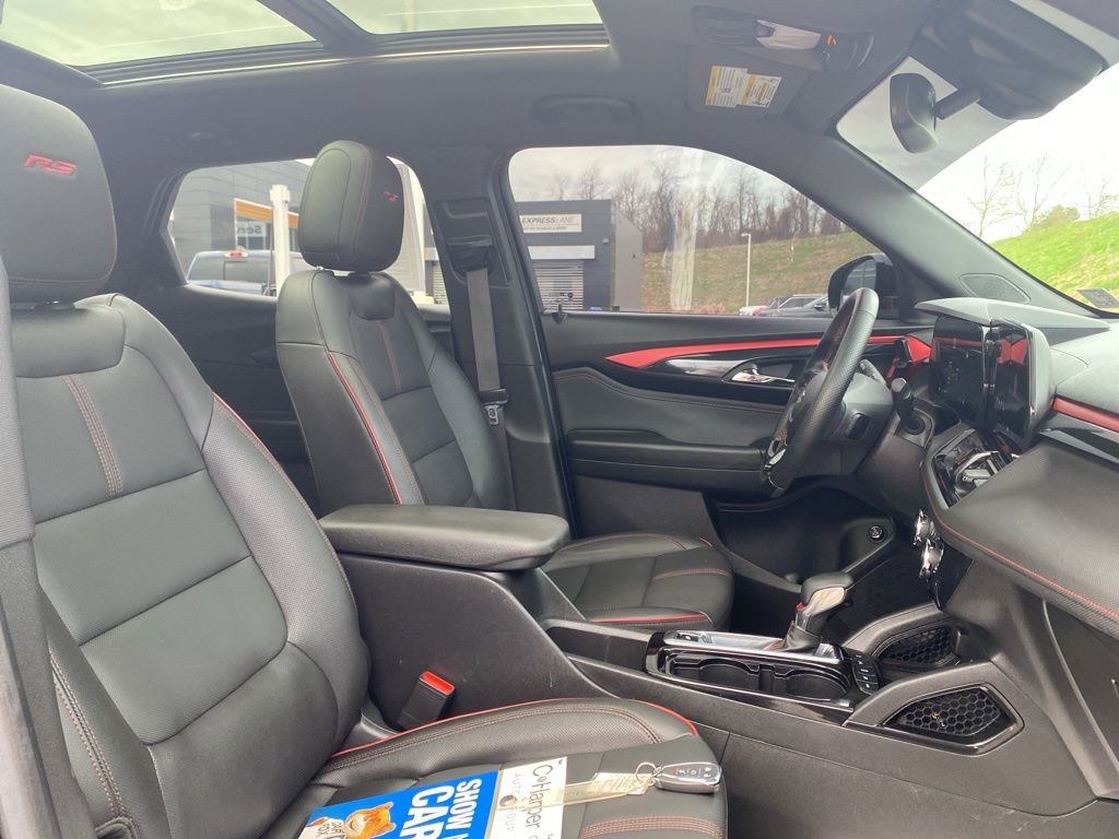 Used 2024 Chevrolet TrailBlazer RS w/ Convenience Package image 12