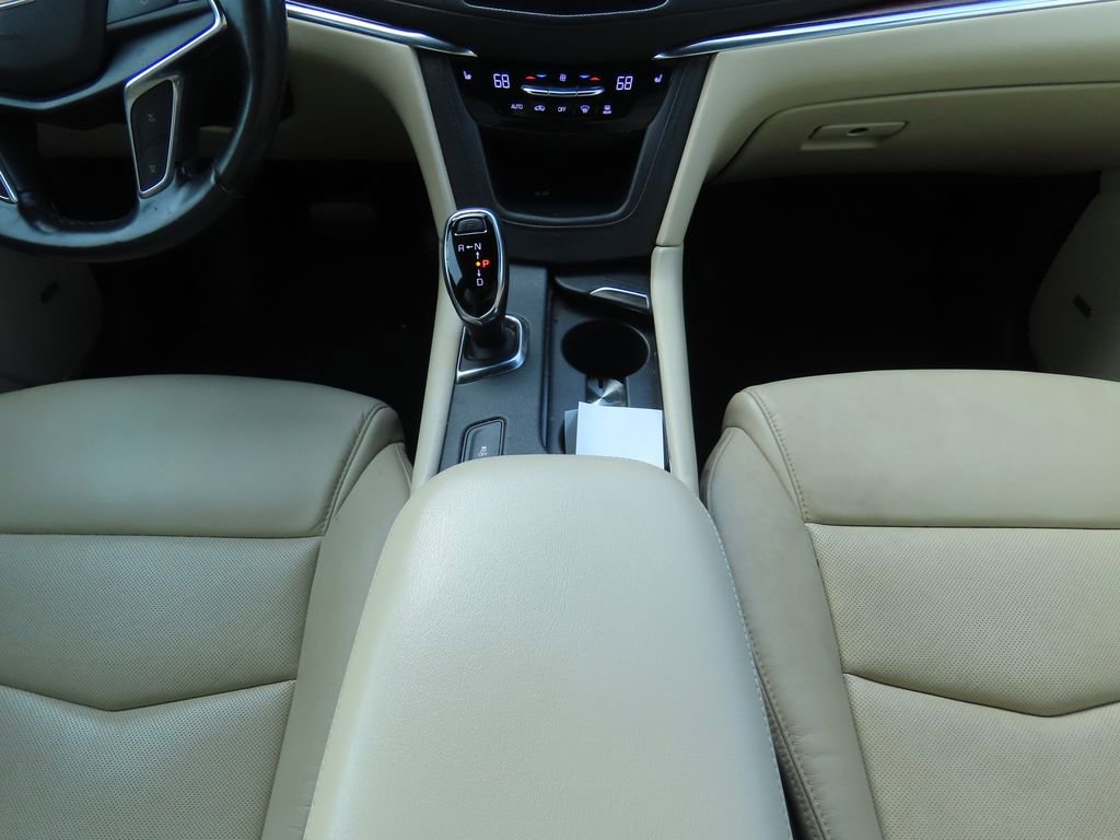 Used 2019 Cadillac XT5 Luxury image 9