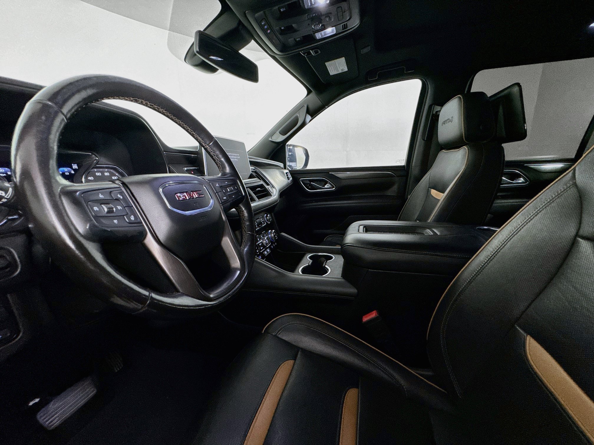 Used 2021 GMC Yukon AT4 w/ Rear Media and Nav Package AWD/4WD image 20