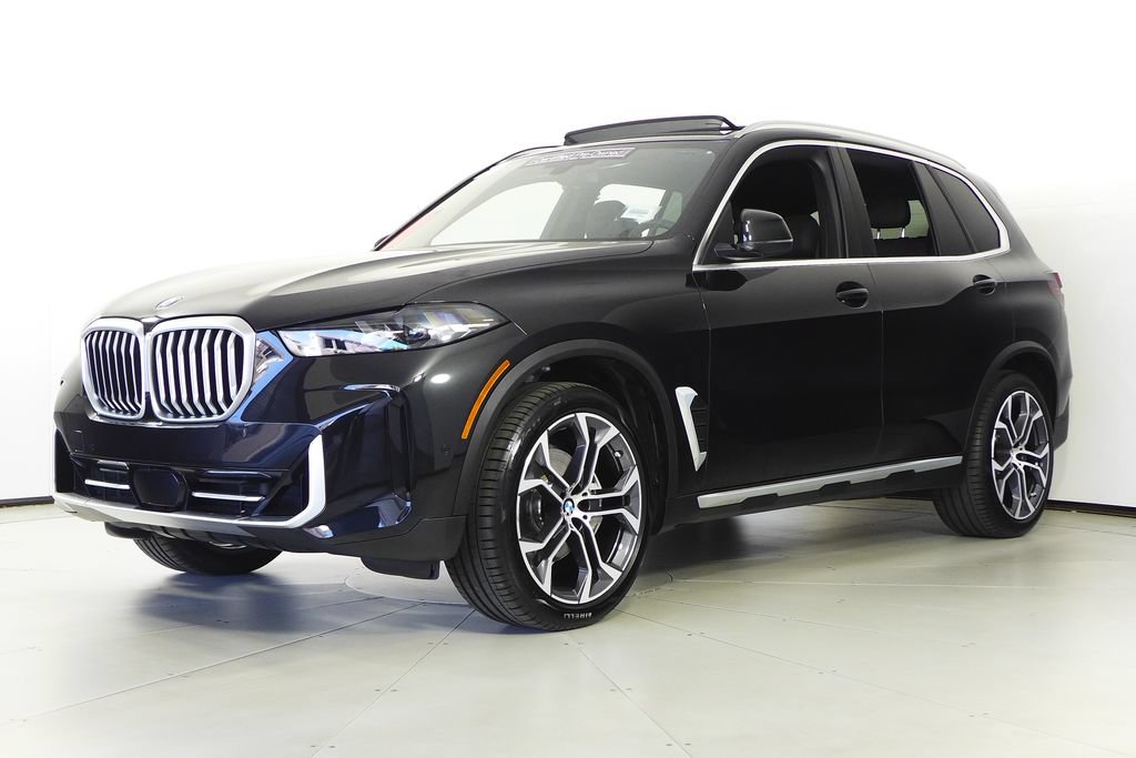 Certified 2024 BMW X5 sDrive40i w/ Parking Assistance Package RWD image 2