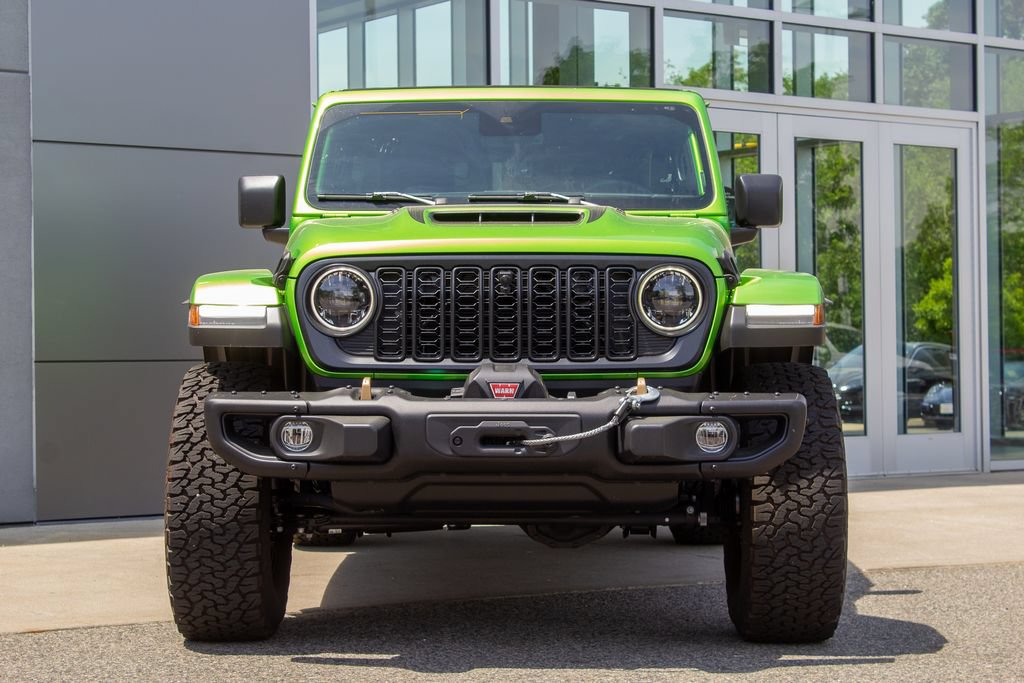 Used 2025 Jeep Wrangler Unlimited Rubicon 392 AWD/4WD image 2