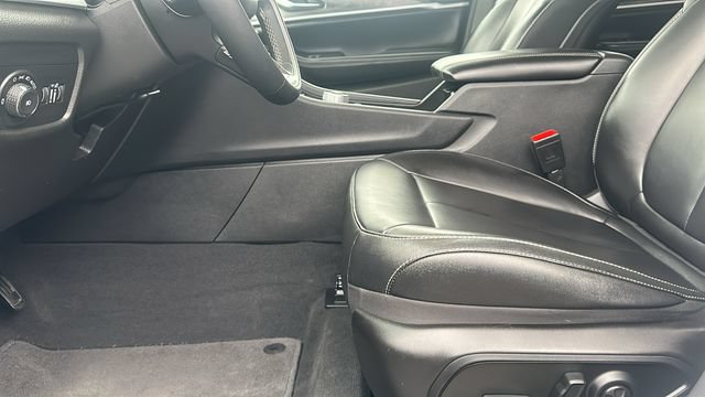 Used 2024 Jeep Grand Cherokee Limited RWD image 21