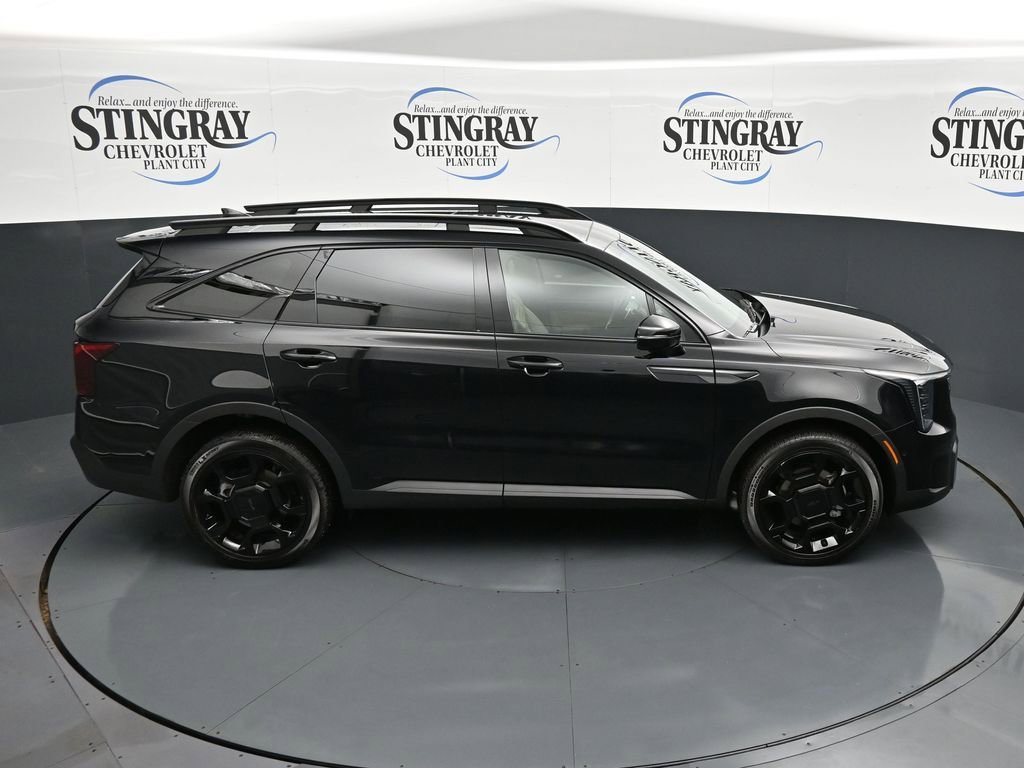 Used 2025 Kia Sorento SX Prestige w/ Olive Brown Leather Package image 16