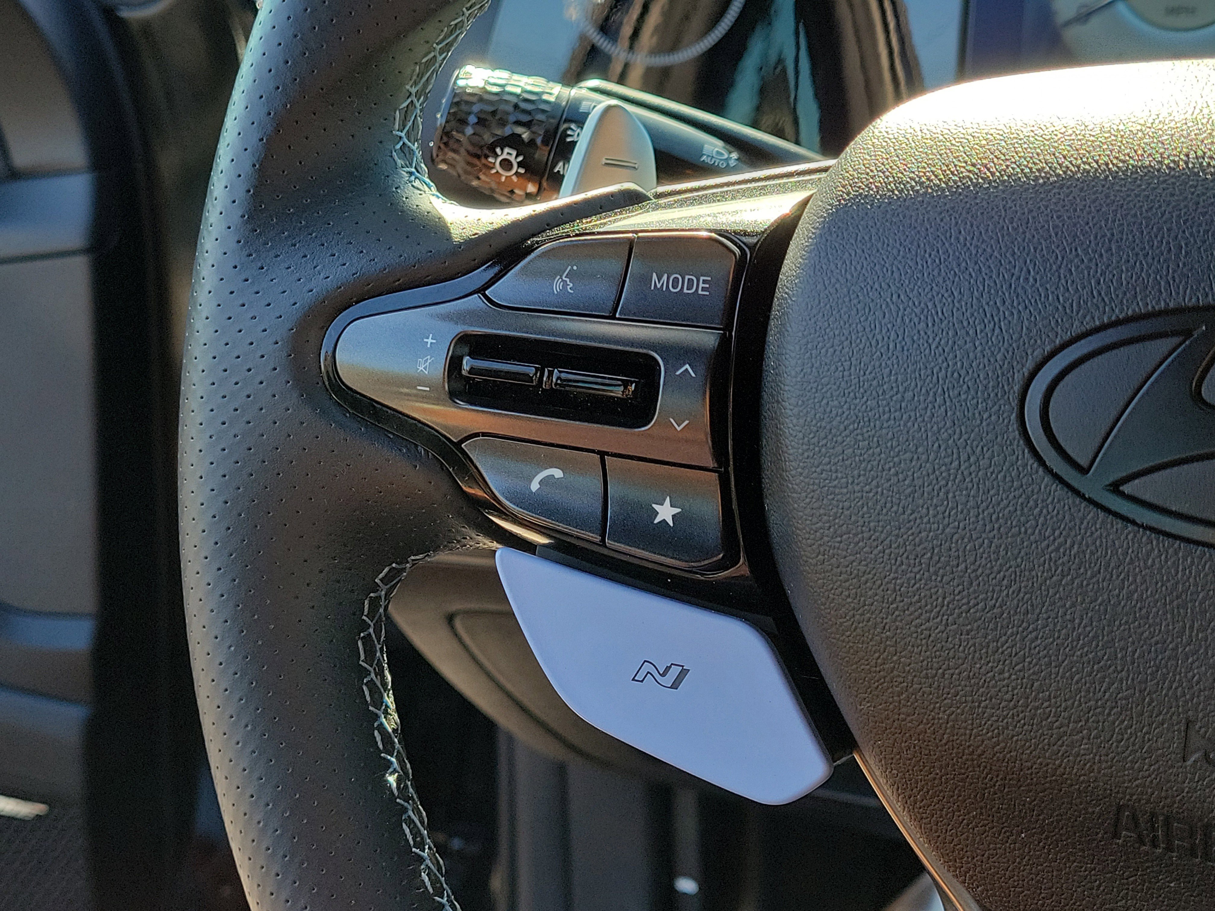 Used 2025 Hyundai Elantra N FWD image 28