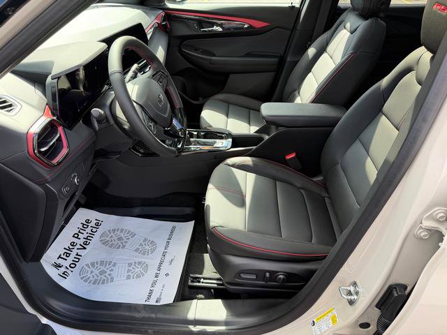 New 2026 Chevrolet TrailBlazer RS w/ Convenience Package AWD/4WD image 9