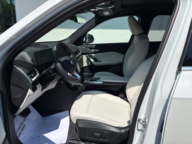 New 2027 BMW X1 xDrive28i AWD/4WD image 10