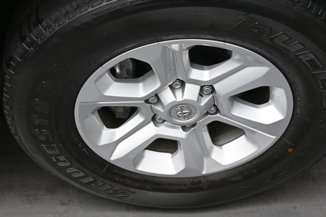 Used 2019 Toyota 4Runner SR5 Premium AWD/4WD image 34