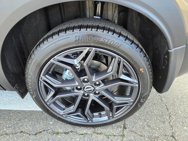 New 2026 Nissan Kicks SR w/ SR Premium Package image 11