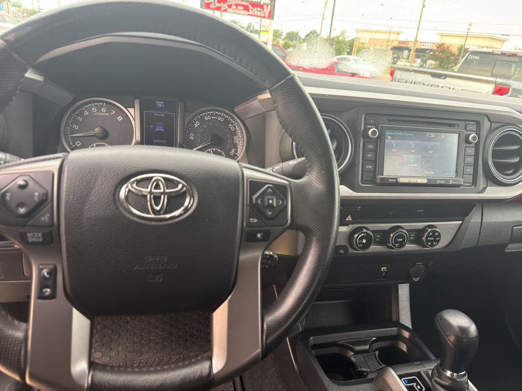 Used 2016 Toyota Tacoma SR5 w/ SR5 Appearance Package (SN) AWD/4WD image 30