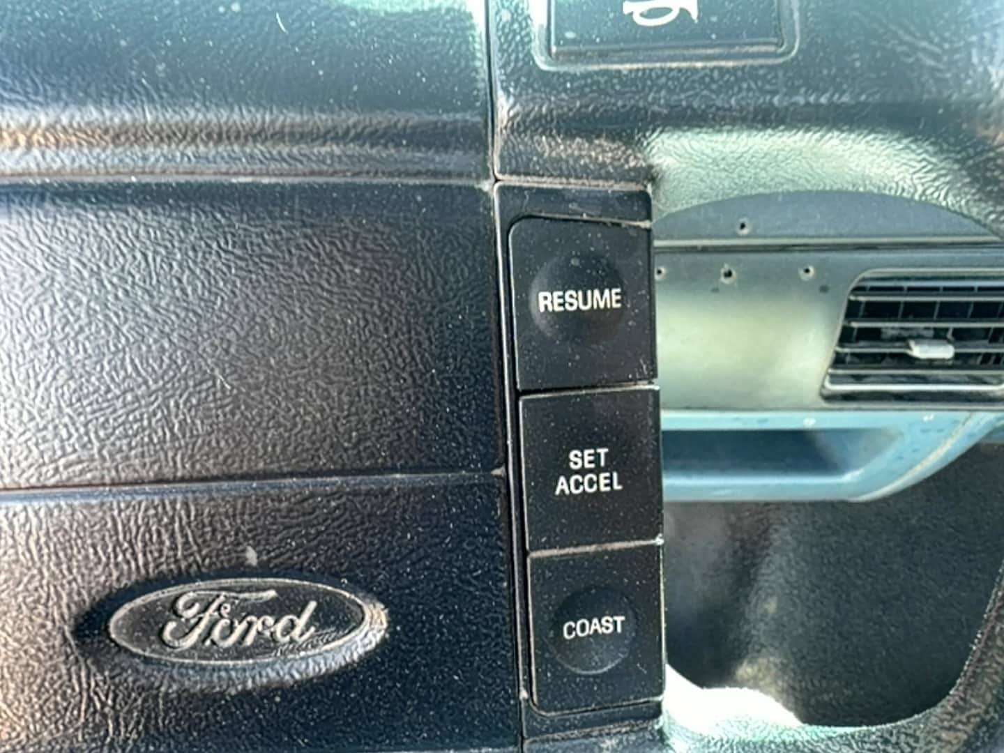 Used 1996 Ford F150 2WD Regular Cab image 13