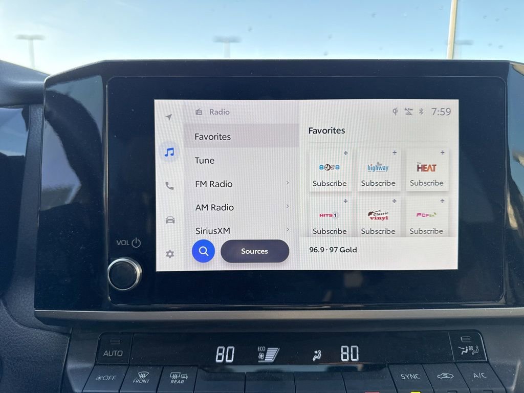 Used 2025 Toyota Camry LE image 15