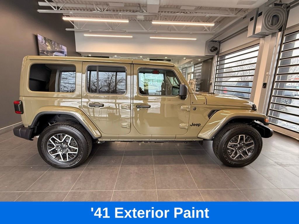 Used 2026 Jeep Wrangler Sahara AWD/4WD image 8