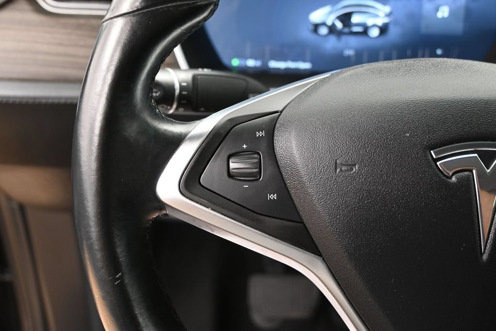 Used 2016 Tesla Model X 75D AWD/4WD image 18