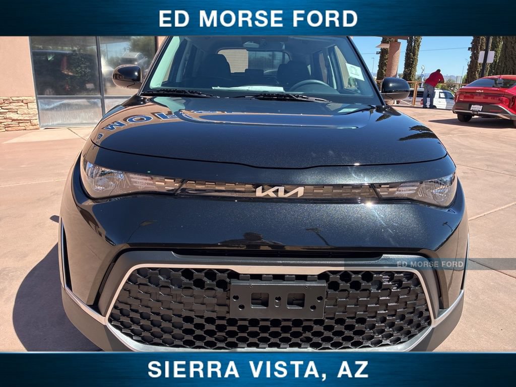 Certified 2025 Kia Soul LX FWD image 11