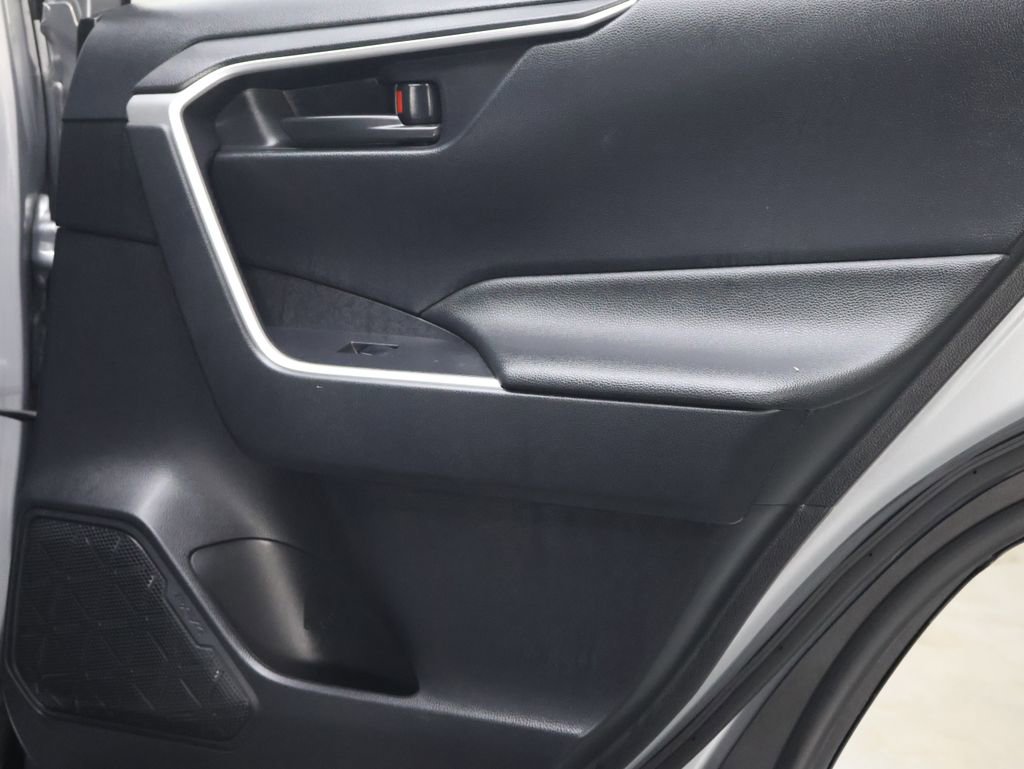 Used 2019 Toyota RAV4 LE w/ All Weather Liner Package AWD/4WD image 14