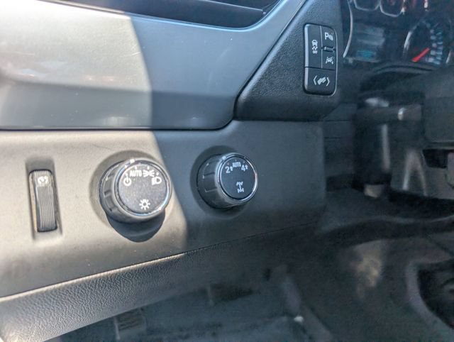 Used 2019 Chevrolet Tahoe LT AWD/4WD image 16