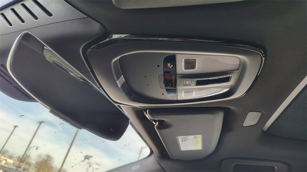 New 2026 Volvo XC60 B5 Plus w/ Climate Package image 24