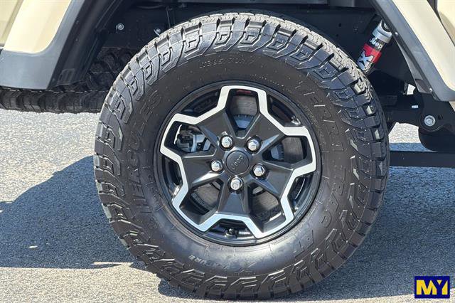 Used 2020 Jeep Gladiator Rubicon AWD/4WD image 35