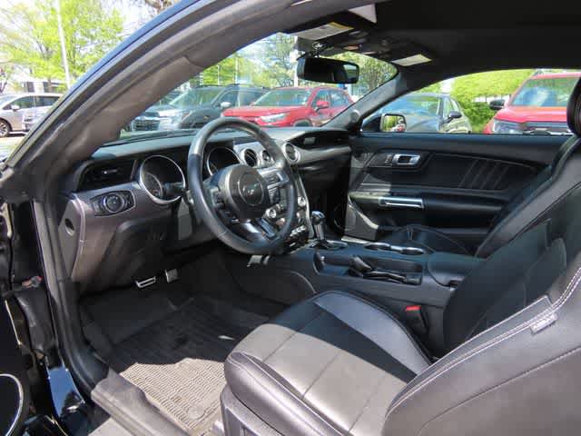 Used 2018 Ford Mustang GT Premium w/ GT Performance Package RWD image 2