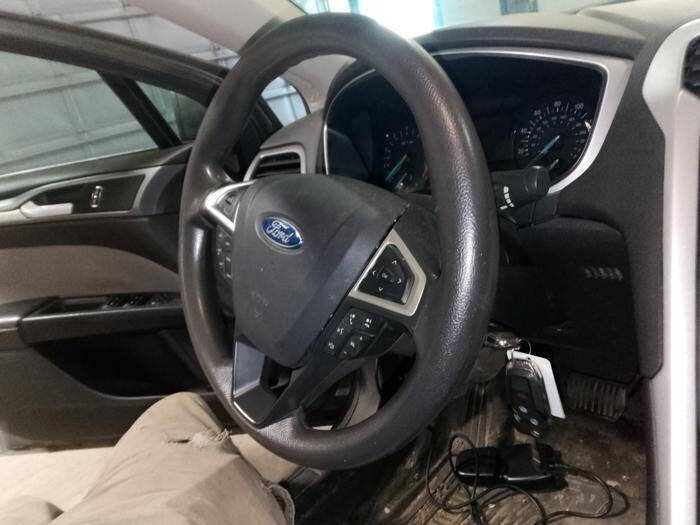 Used 2014 Ford Fusion S FWD image 36