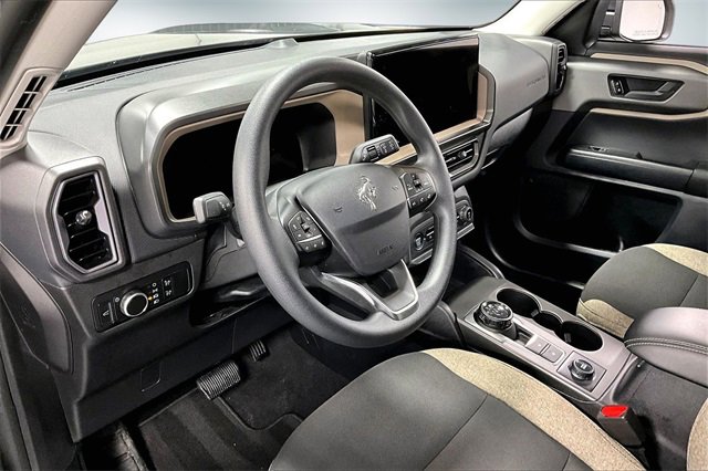 Used 2025 Ford Bronco Sport Big Bend image 16