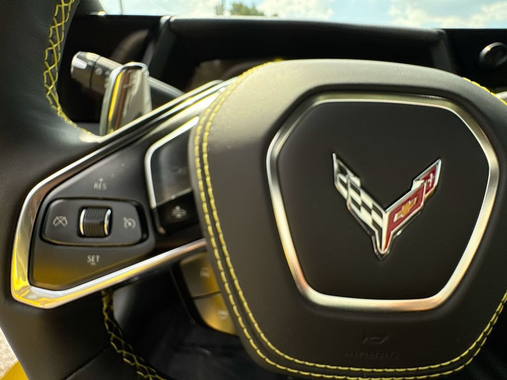 New 2027 Chevrolet Corvette Stingray Convertible w/ 2LT RWD image 17