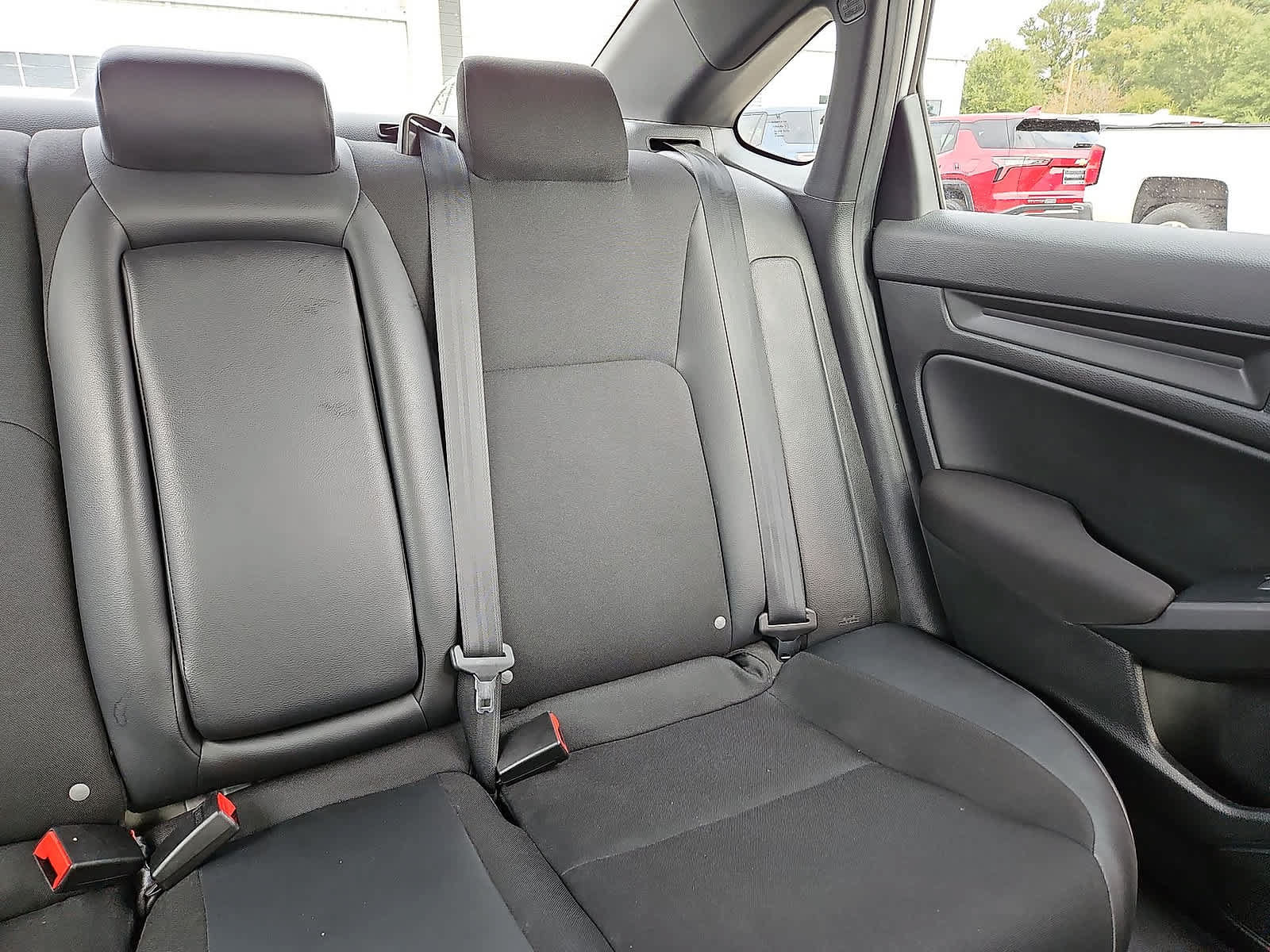 Used 2025 Honda Civic Sport image 15