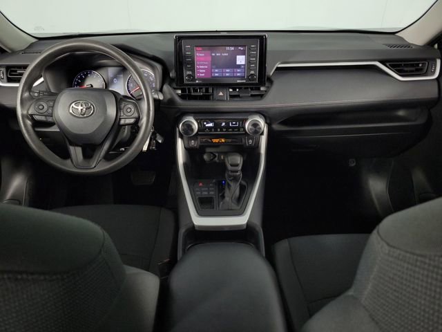 Used 2021 Toyota RAV4 LE AWD/4WD image 26