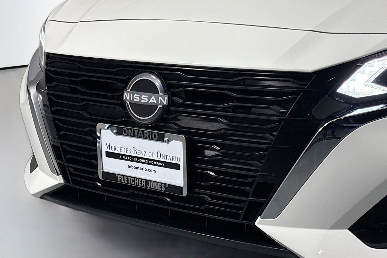 Used 2025 Nissan Altima 2.5 S FWD image 13