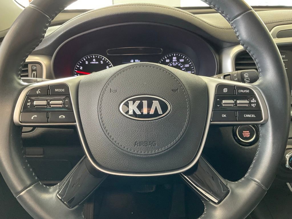 Used 2020 Kia Sorento S image 11