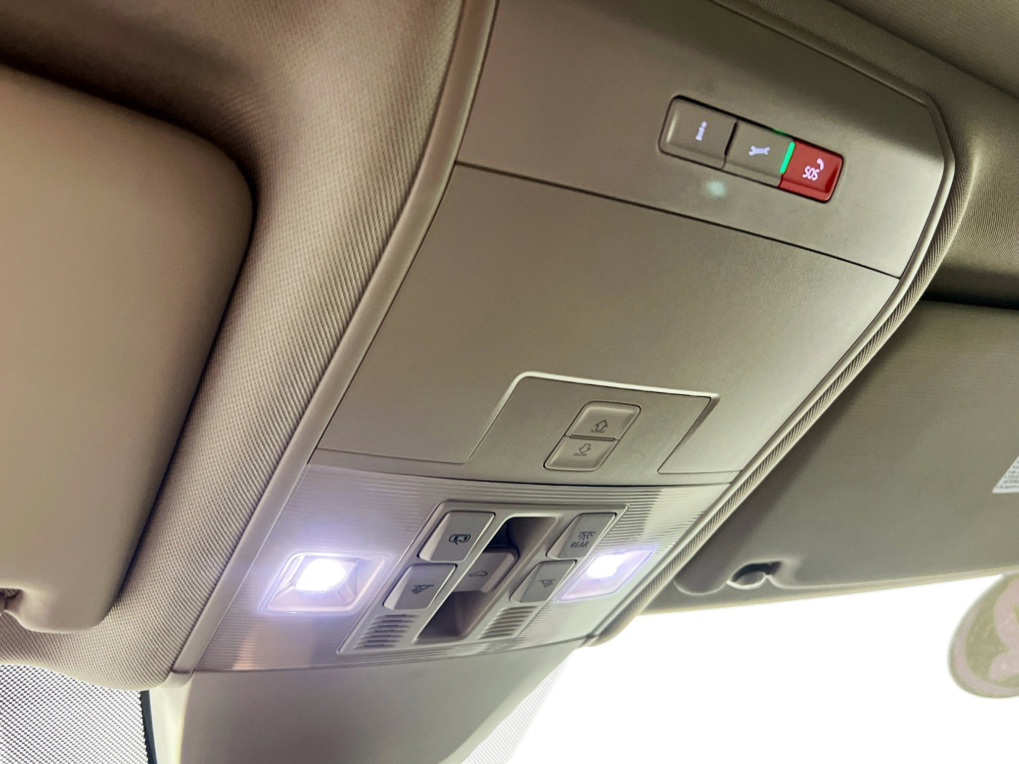 Used 2022 Volkswagen Atlas SEL Premium AWD/4WD image 22