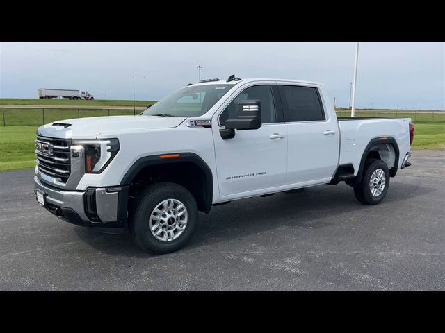 New 2025 GMC Sierra 2500 SLE w/ SLE Value Package; image 4