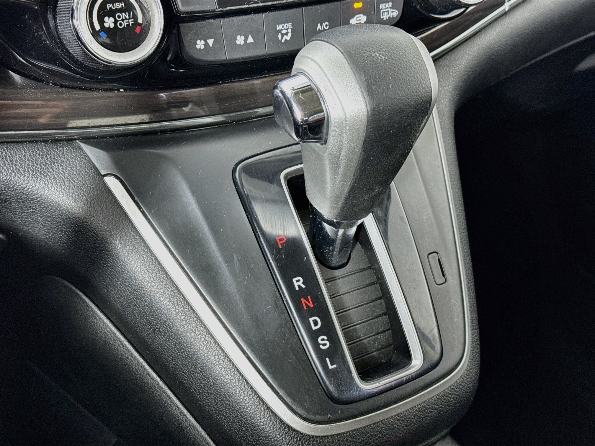 Used 2015 Honda CR-V EX-L image 16