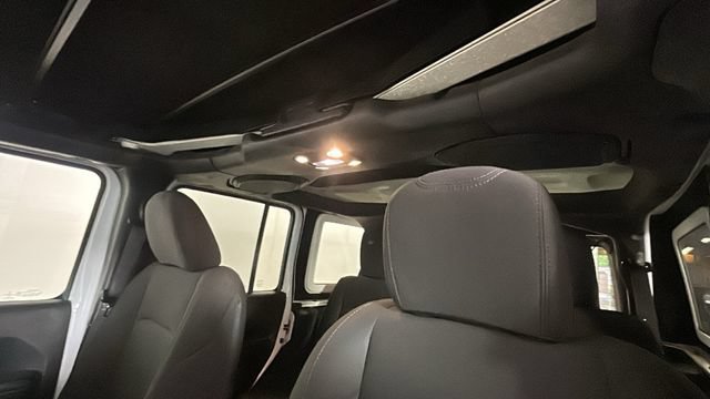 Used 2019 Jeep Wrangler Unlimited Sport AWD/4WD image 10