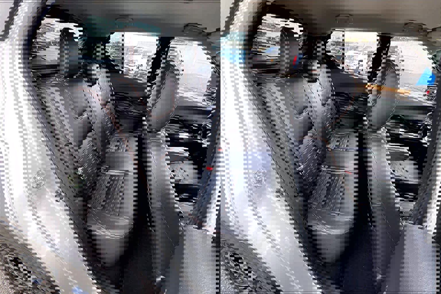 Used 2019 Nissan Kicks SR w/ SR Premium Package image 19