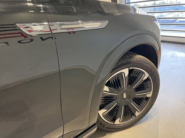 Used 2025 Cadillac Escalade IQ Sport 2 image 4