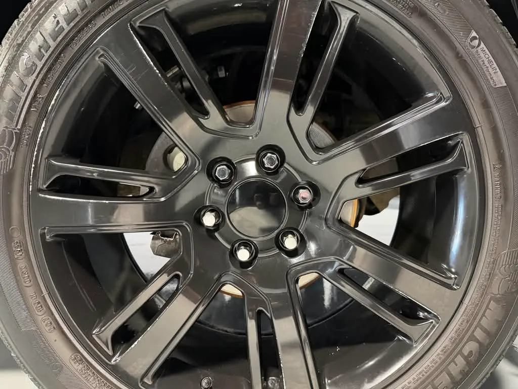 Used 2013 Cadillac Escalade ESV Platinum AWD/4WD image 10