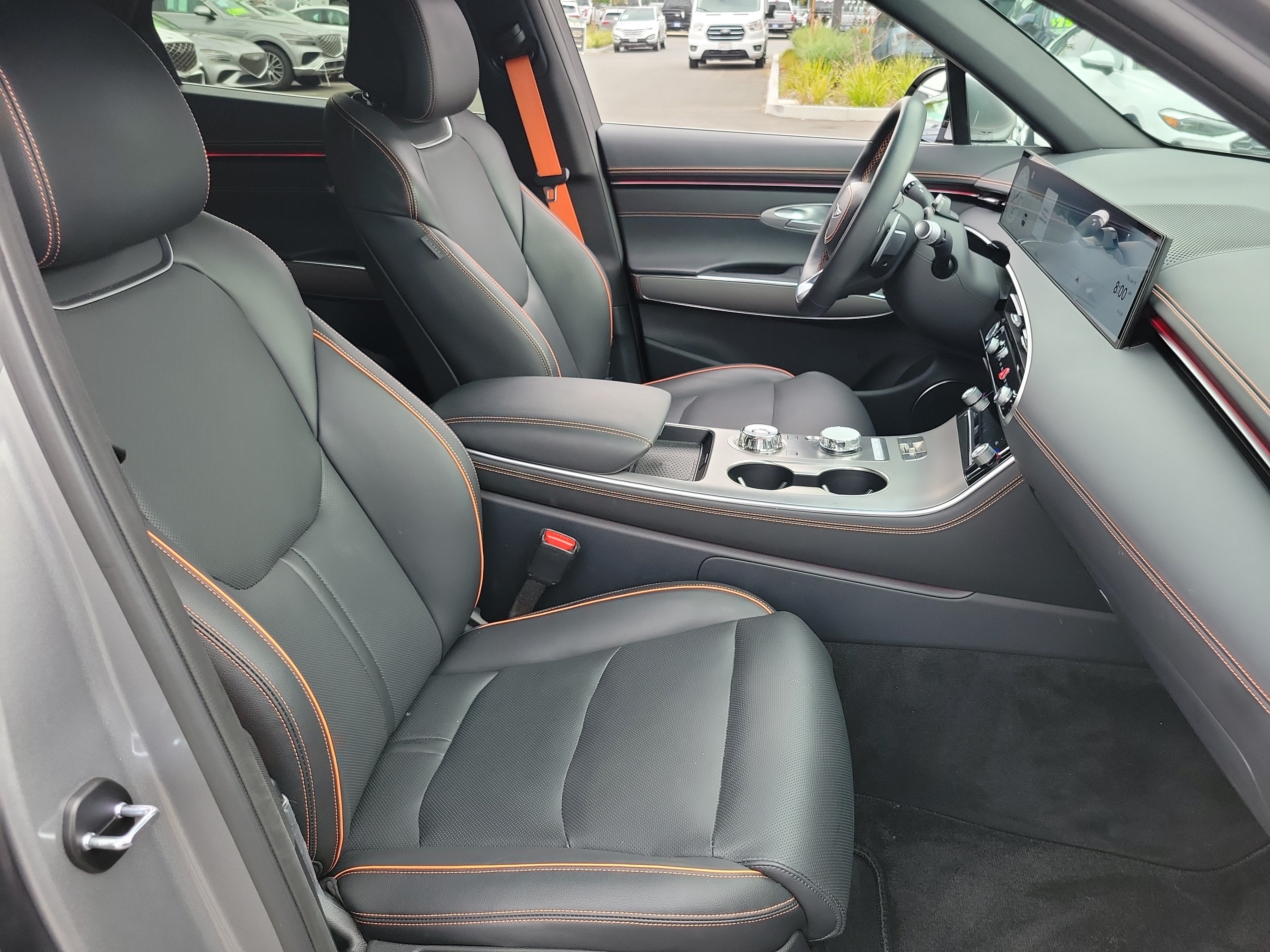 Certified 2026 Genesis GV70 3.5T Sport Advanced AWD/4WD image 24