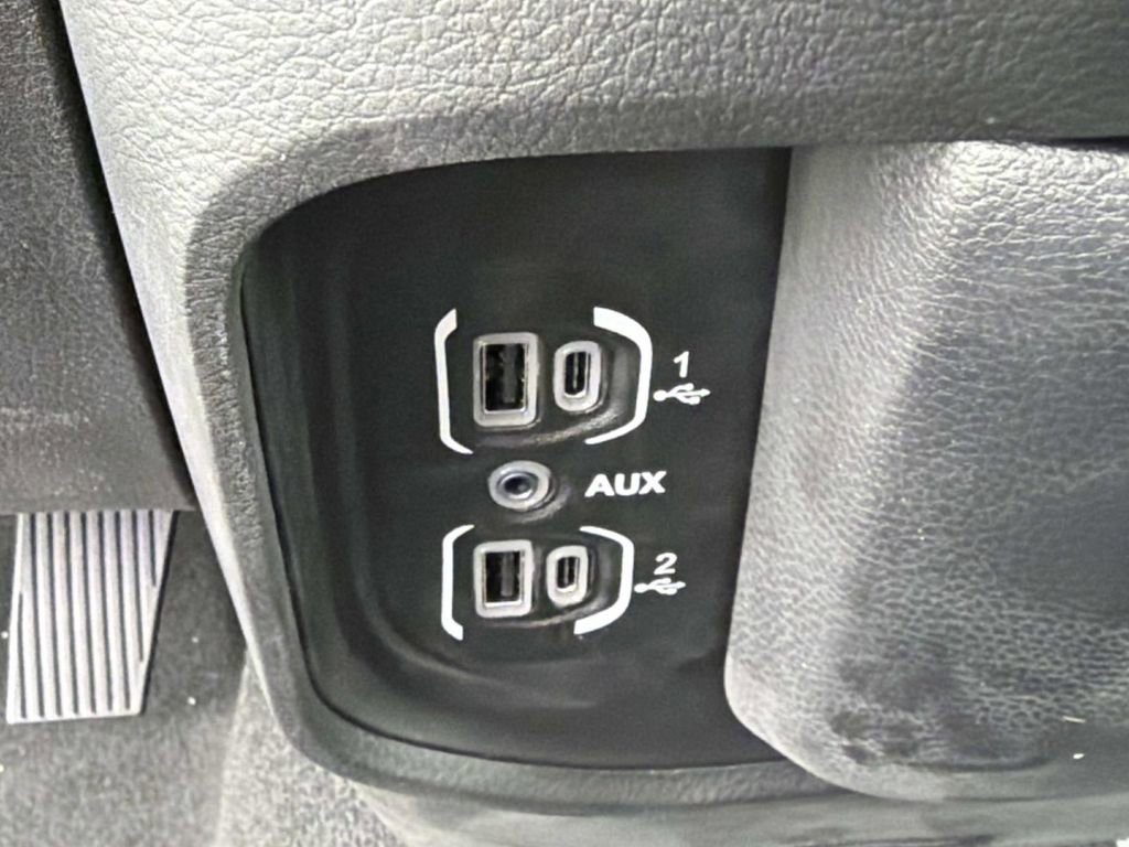 Used 2023 RAM 1500 Big Horn image 35