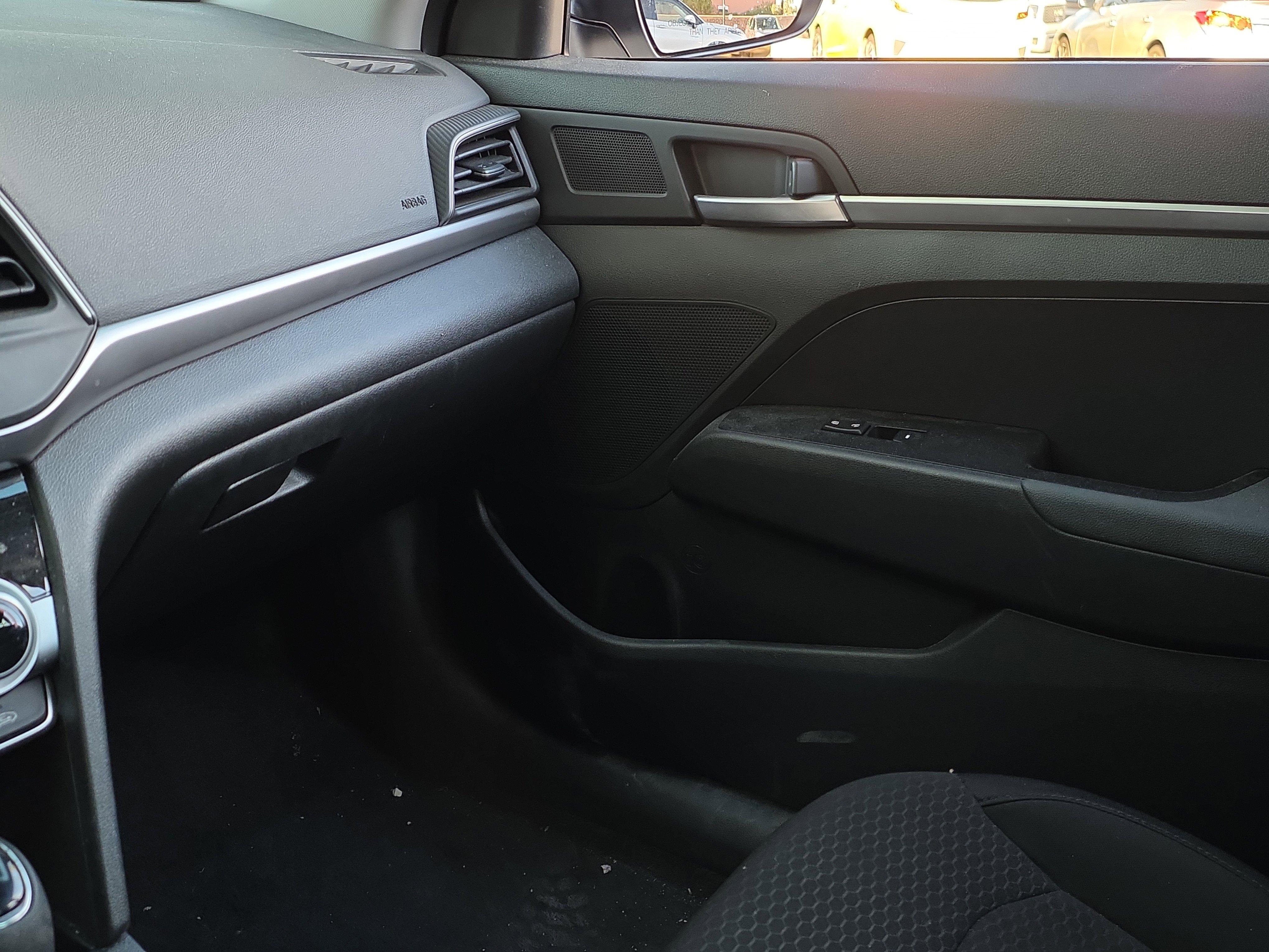 Used 2019 Hyundai Elantra SE w/ Cargo Package image 21