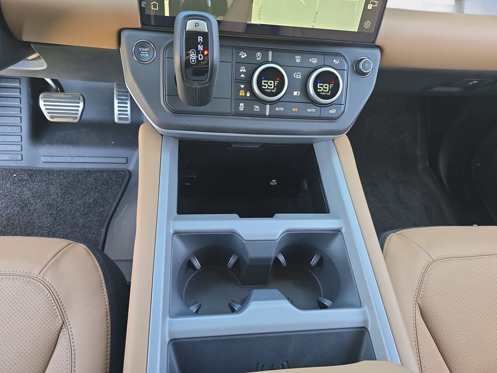 New 2026 Land Rover Defender 110 X AWD/4WD image 26
