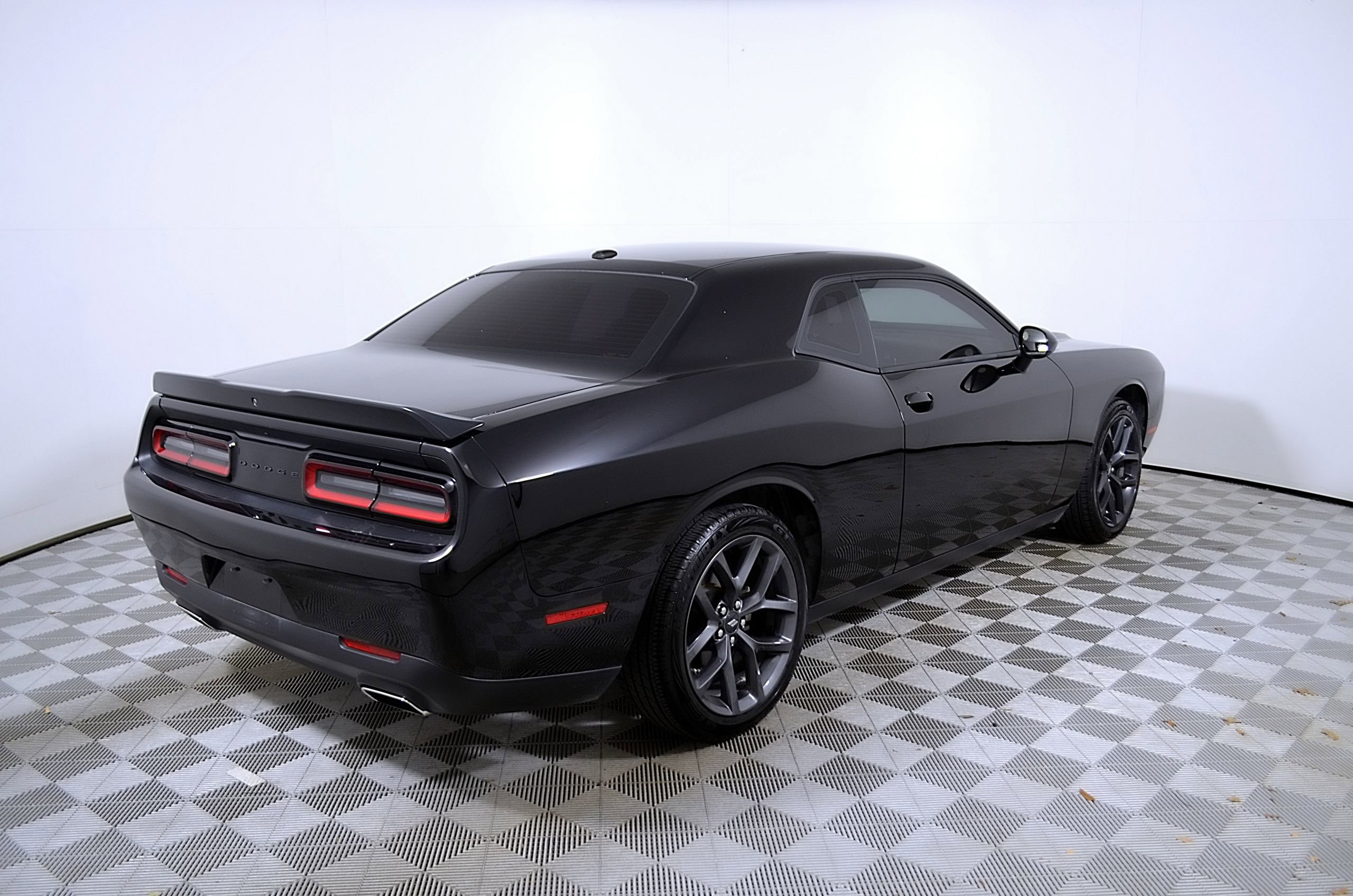 Used 2023 Dodge Challenger SXT w/ Blacktop Package RWD image 7