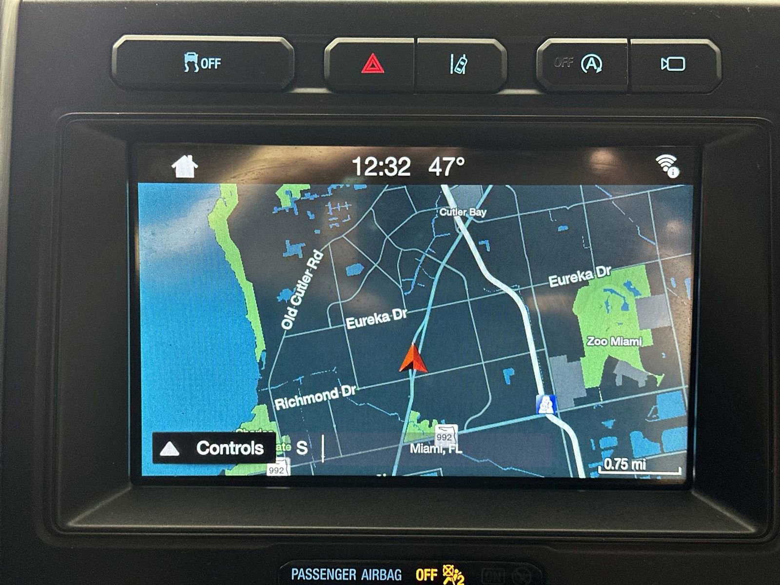 Used 2018 Ford Expedition Platinum image 18