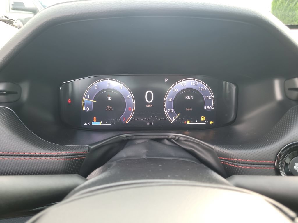 New 2026 Jeep Compass Trailhawk w/ Sun, Sound & Navigation Group AWD/4WD image 37