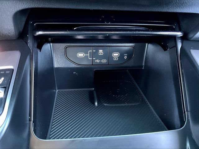 Used 2025 Kia Sorento EX w/ EX Panoramic Sunroof Package FWD image 18