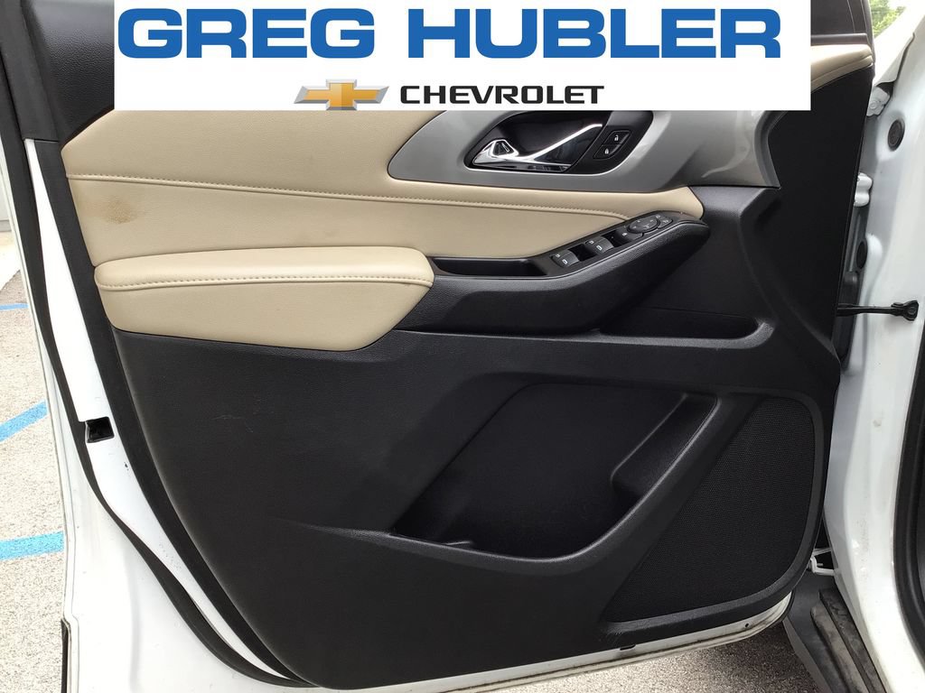 Used 2023 Chevrolet Traverse LS w/ Safety Package FWD image 21