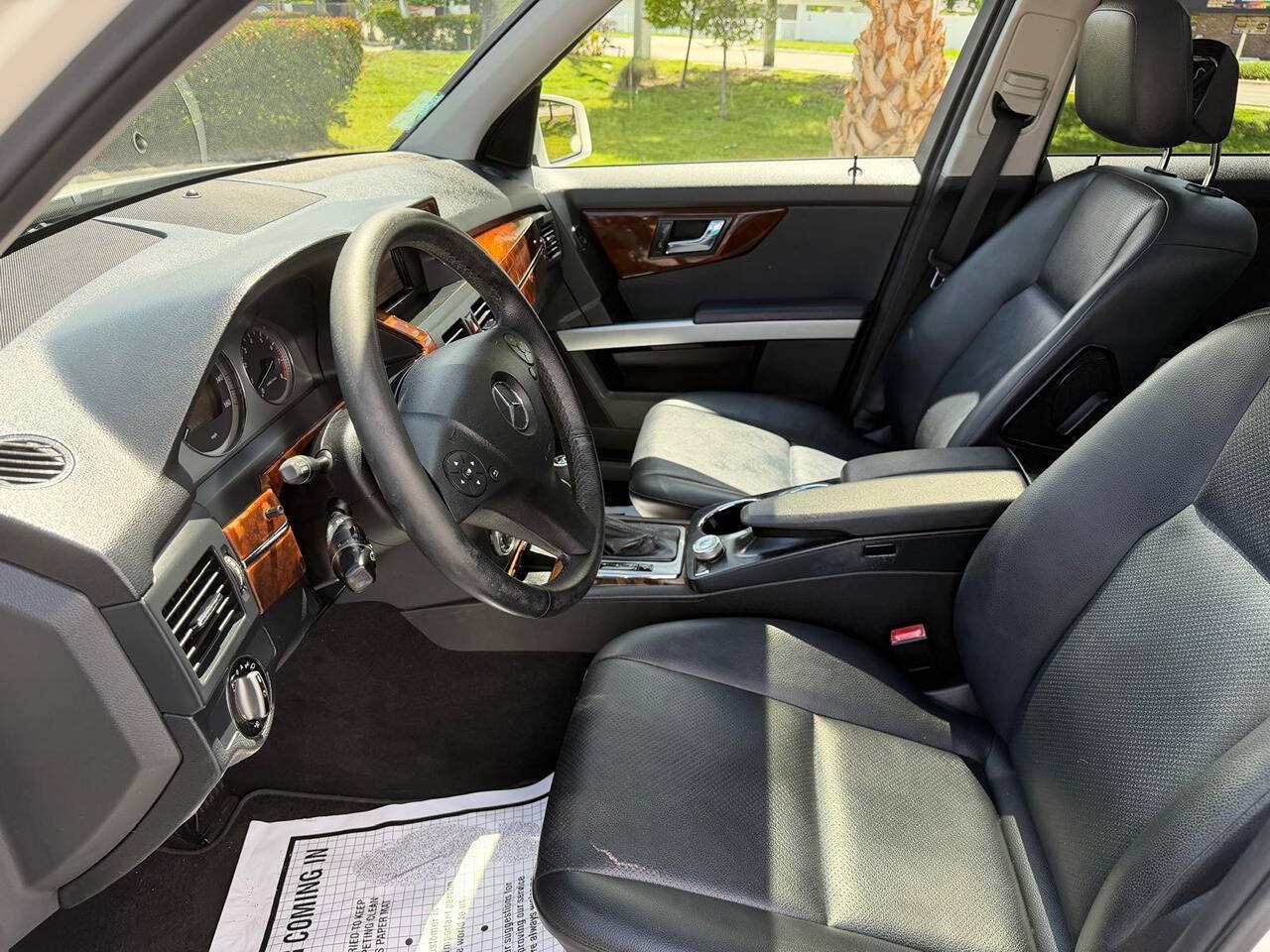 Used 2010 Mercedes-Benz GLK 350 2WD image 12